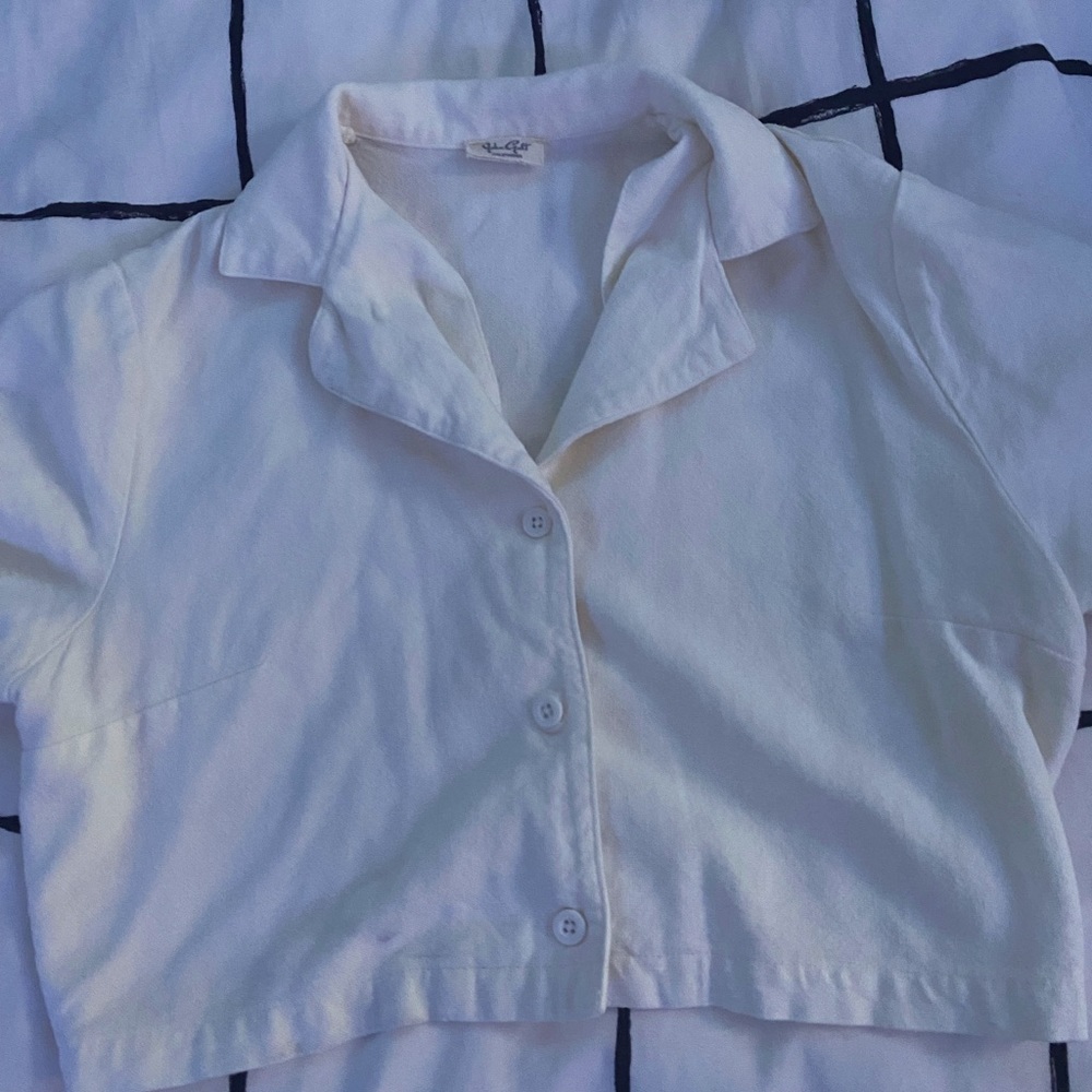 Brandy Melville Linen Crop top